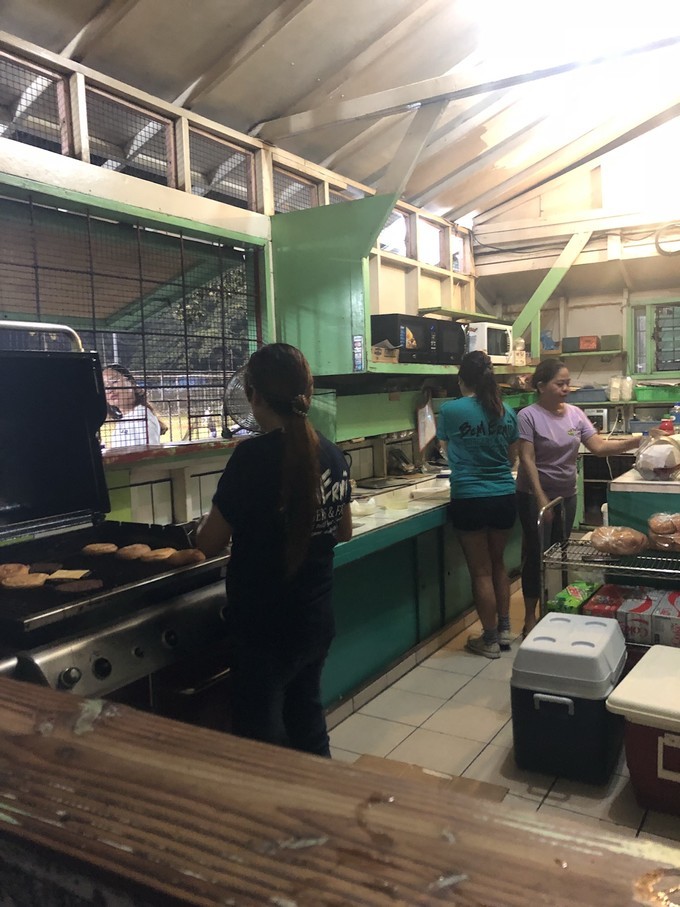 帕劳的海景风光给人美的享受,帕劳的海洋和沙滩风景图片