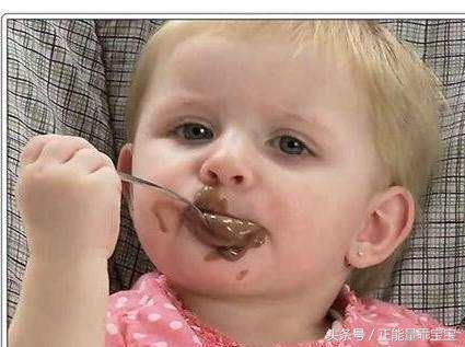 两岁孩子喂饭也不吃,不到2岁的孩子能喂饭吗