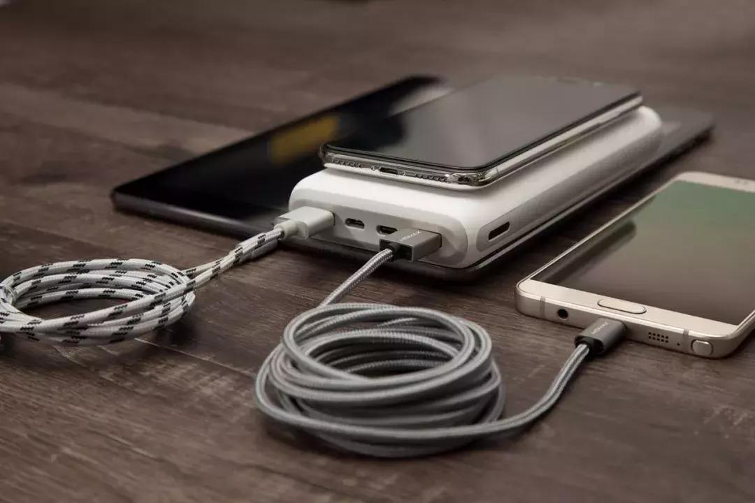 苹果手机无电无线充电,苹果官方无线充电