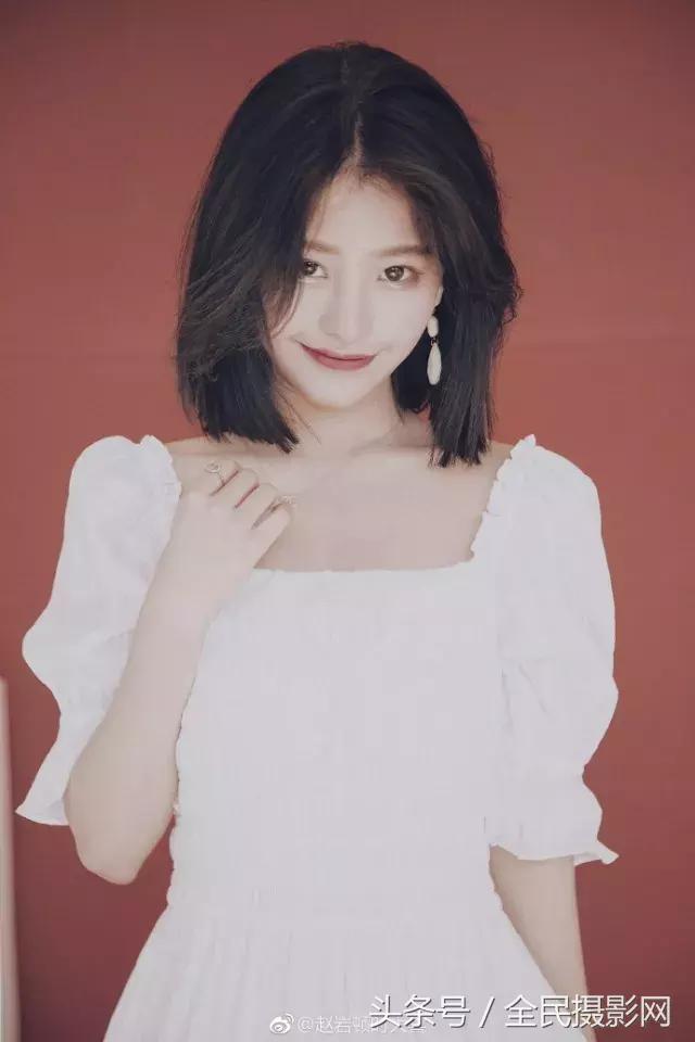 你负责貌美如花，我负责拍照那些一起开网店的摄影师情侣们~