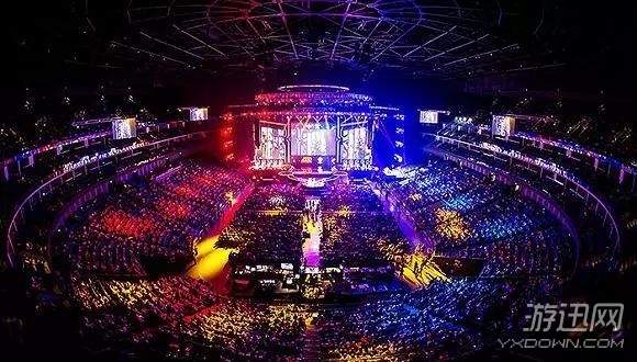 老师推荐电竞专业遭怒斥，电竞专业的前景究竟怎么样？