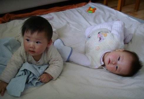 关于怀上双胞胎宝宝的坏处很多孕妈有疑问？