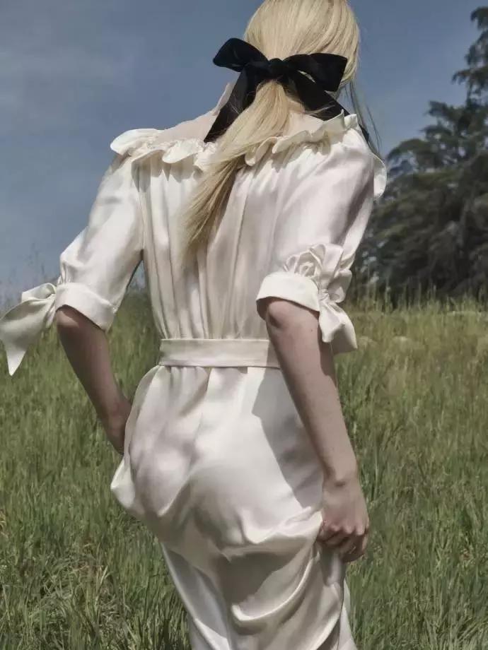 艾丽·范宁妹妹太好看啦！｜赏色