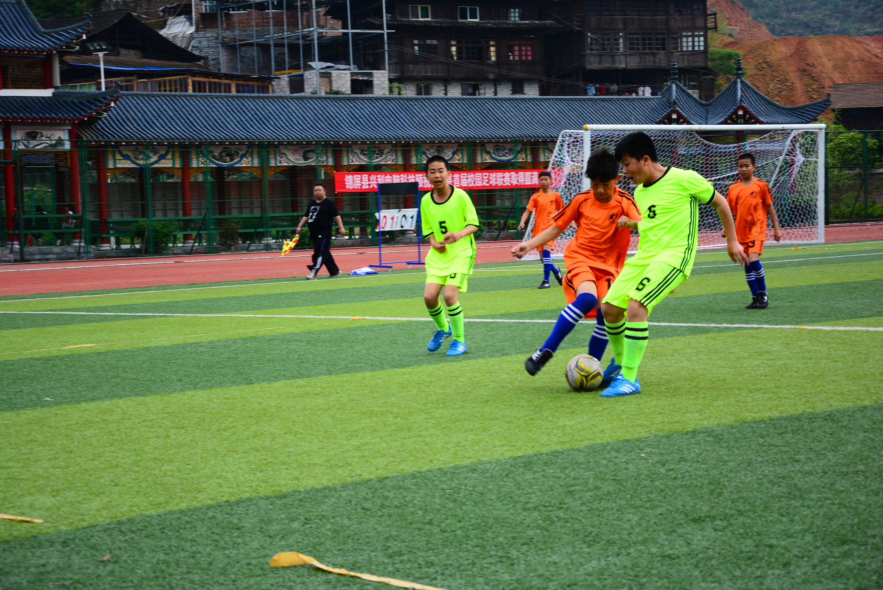 没有足球的球场,没有赢过总冠军的球队