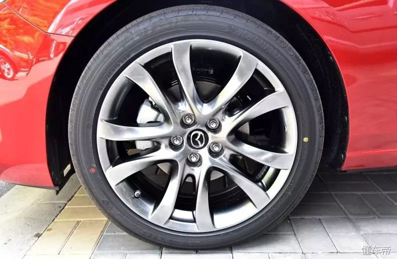 四轮定位和动平衡的区别在哪里,四轮定位和动平衡有什么差别