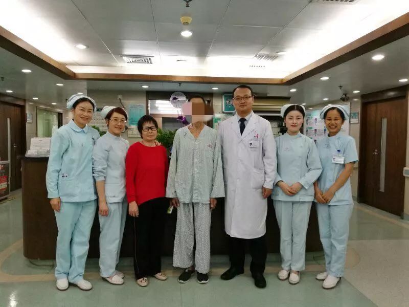 胸腔洗个“热水澡”,恶性胸水全没了