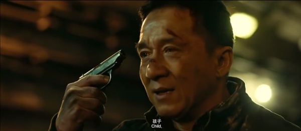 成龙电影里的女儿们,感受着浓浓的父爱,却有一个很蹊跷的共同点