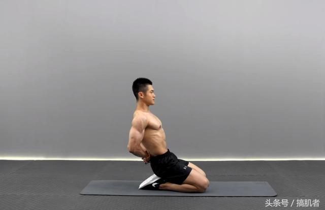 女性蝴蝶骨是什么样子的,蝴蝶骨是因为瘦吗