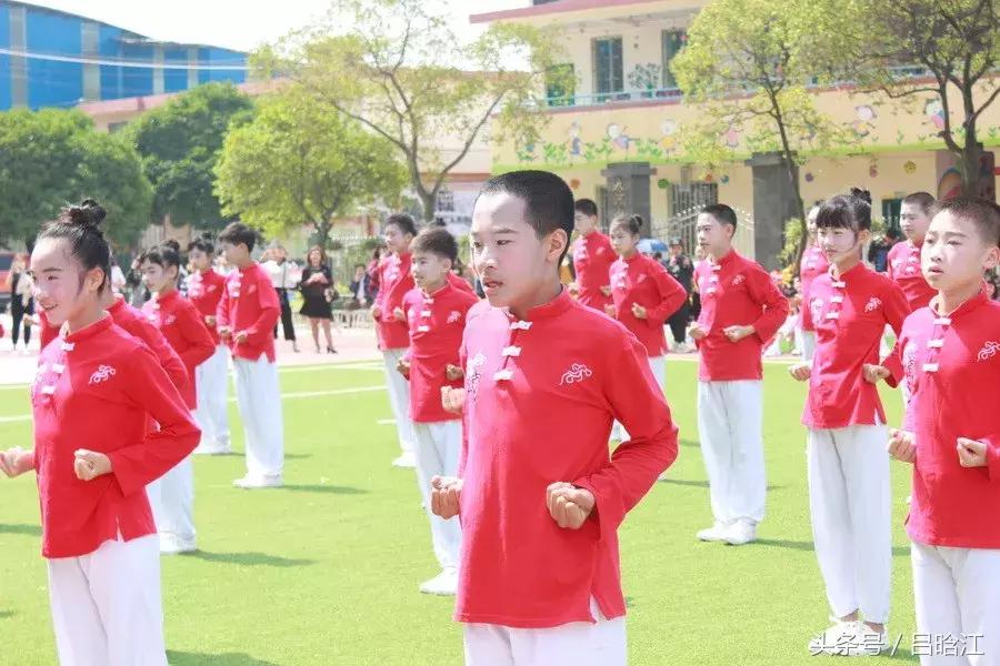 践行“阳光体育运动”，叠彩区各小学代表汇聚一堂，就为这一件事