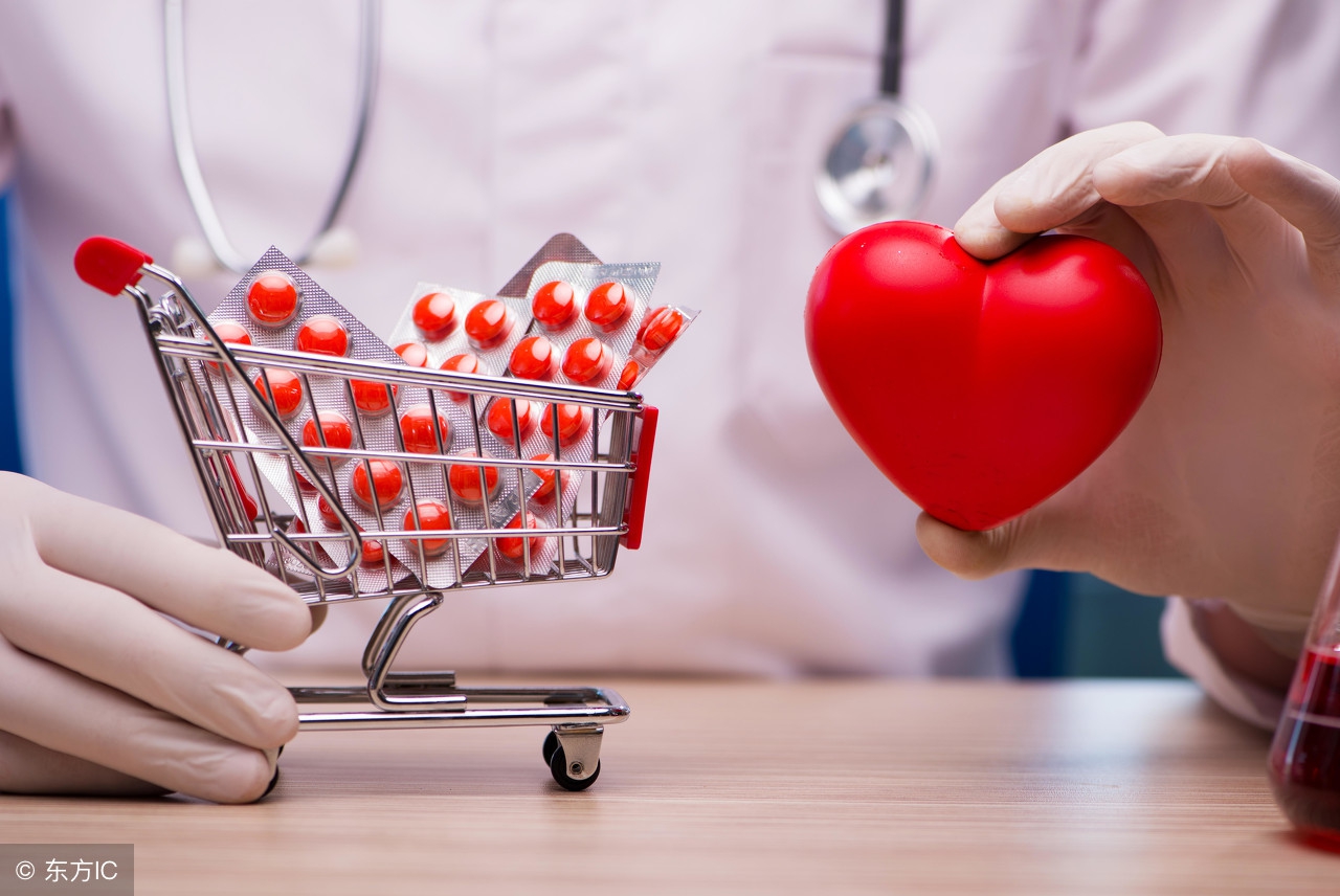 肺癌手术后半年后背痛是什么原因,肺癌背部疼痛和一般背部疼痛区别