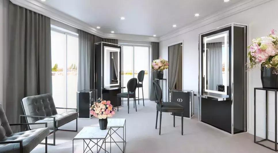 王丽坤戛纳红毯,王丽坤和李晨吻戏