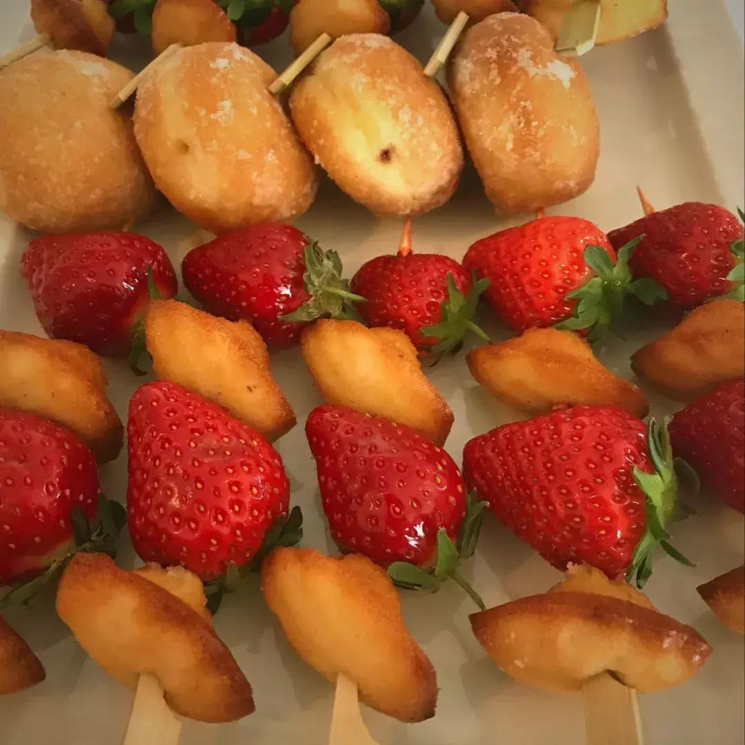 王丽坤戛纳红毯,王丽坤和李晨吻戏