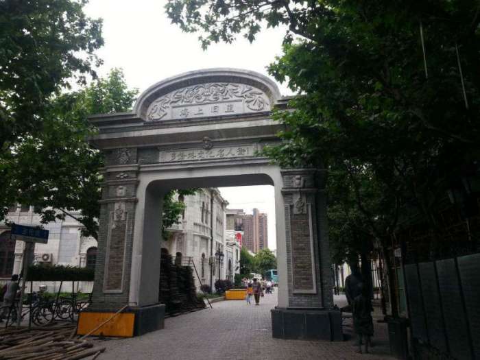 越来越多的人热衷于国内旅游,去三亚旅游有哪些好吃的美食