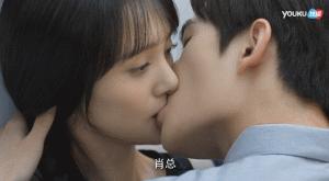 明星第一次拍吻戏怎么办,明星们拍吻戏怎样防止尴尬情况