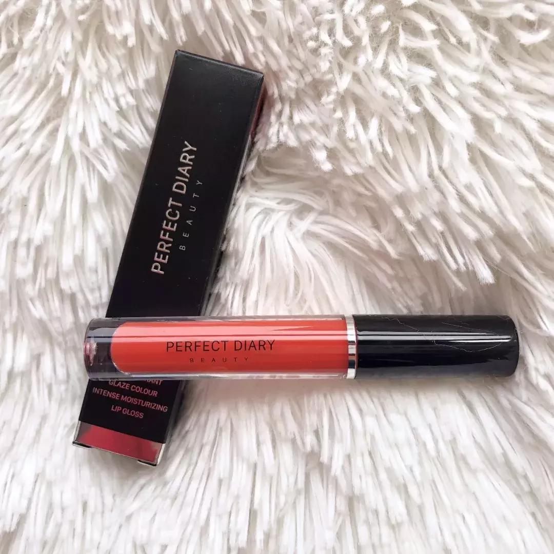 阿玛尼唇釉415和405黄皮更推荐哪款,六十块钱之内的唇釉