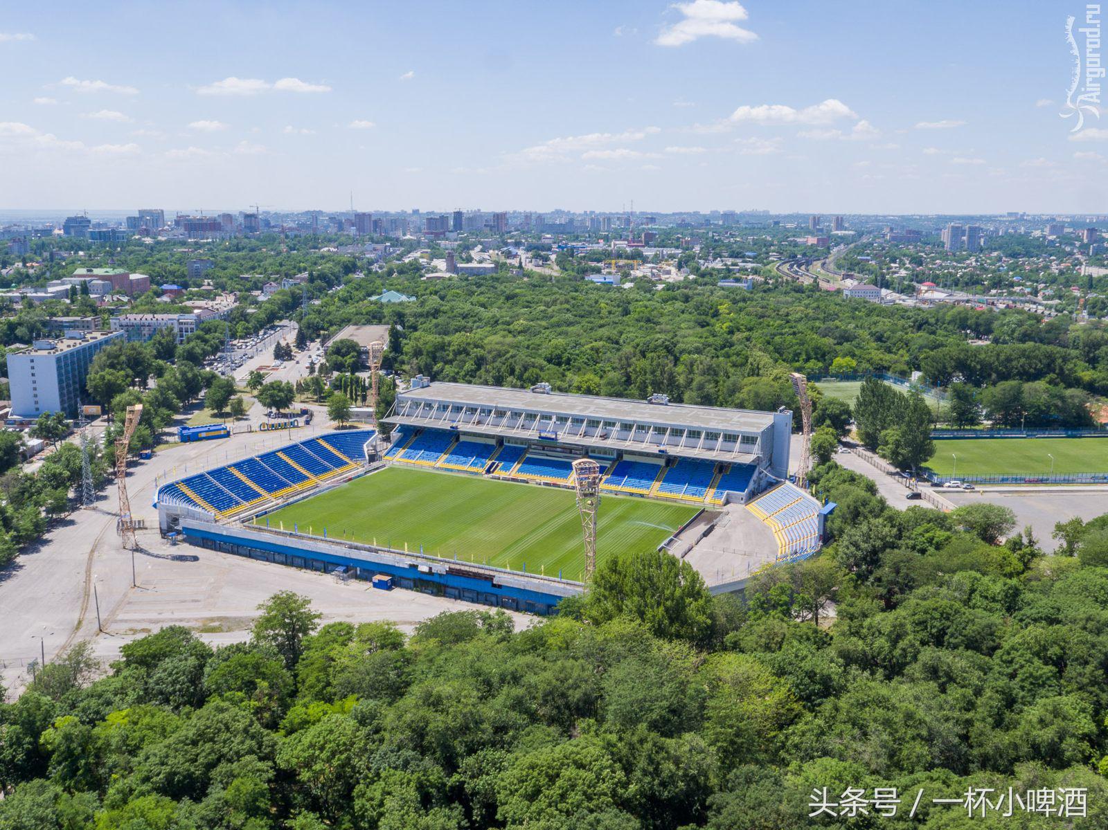 来自“熊”的世界：战斗名族——俄超球场系列