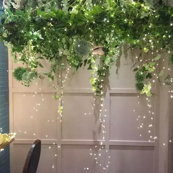 为喜欢自拍的小仙女打造的咖啡店！据说90%的韩国妹子都去打过卡