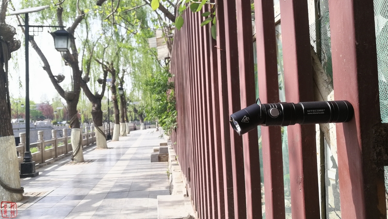 全能小怪-NITECOREMT21C使用体验