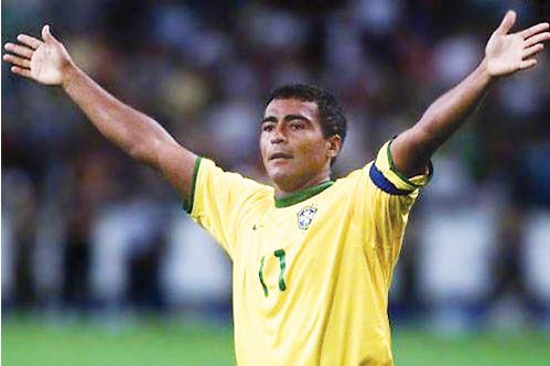 世界足坛史上的十大巨星,世界足坛十大传奇排名