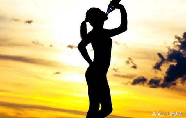 跑步瘦了肚子肉松了怎么办,跑步5公里坚持15天减掉10斤肉