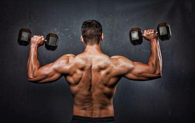 哑铃杠铃练肩最好的动作,哑铃杠铃训练动作大全