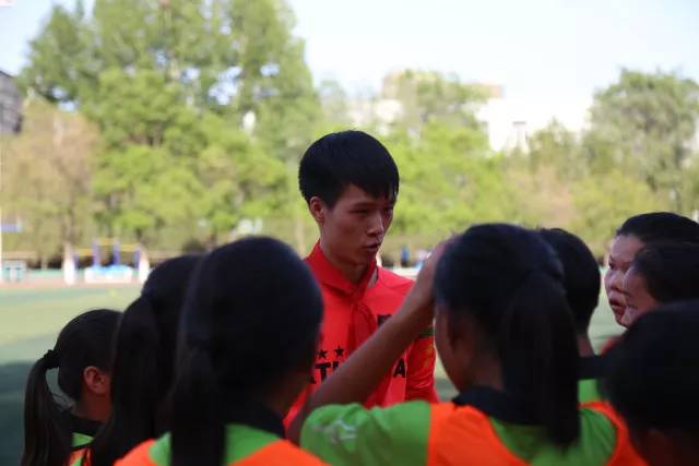 五超联赛新疆京泓斯巴达,呼和浩特学校比赛