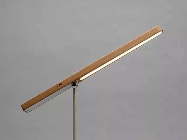 又高又大的护眼灯,好看护眼灯