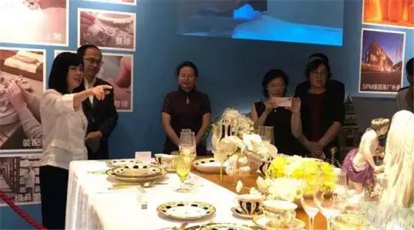 18世纪国王餐桌什么样？这122件瓷器告诉你！