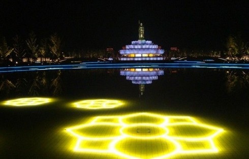 九华山地藏王菩萨99米圣像,九华山地藏王菩萨99米铜像视频