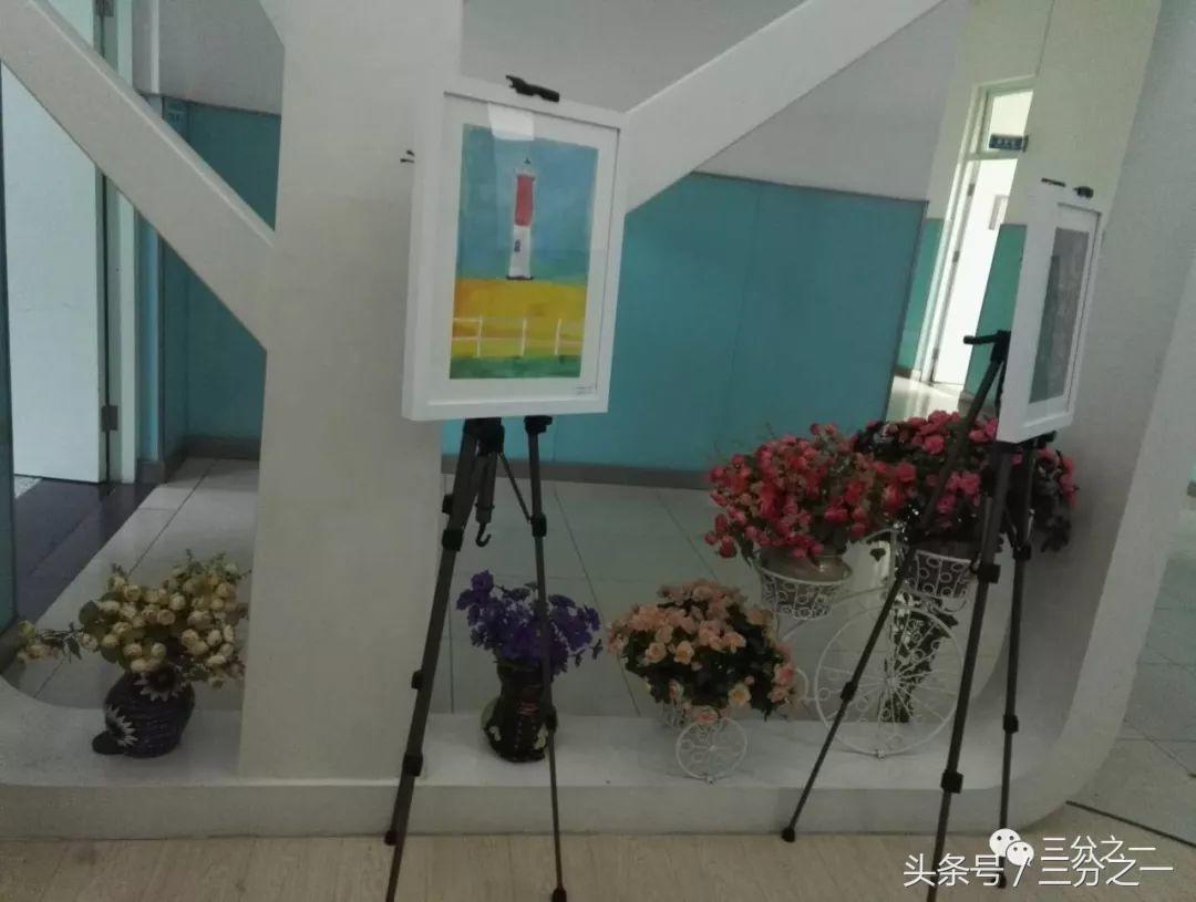 灏忓鍚嶆牎璇惧爞,灏忓鍚嶆牎鏍″洯