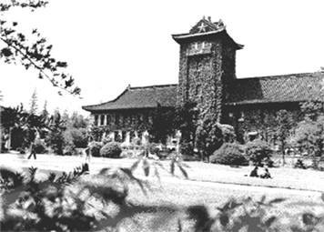 *京大南**学神秘建筑，气势压过世界第十高楼，《建国大业》在此取景