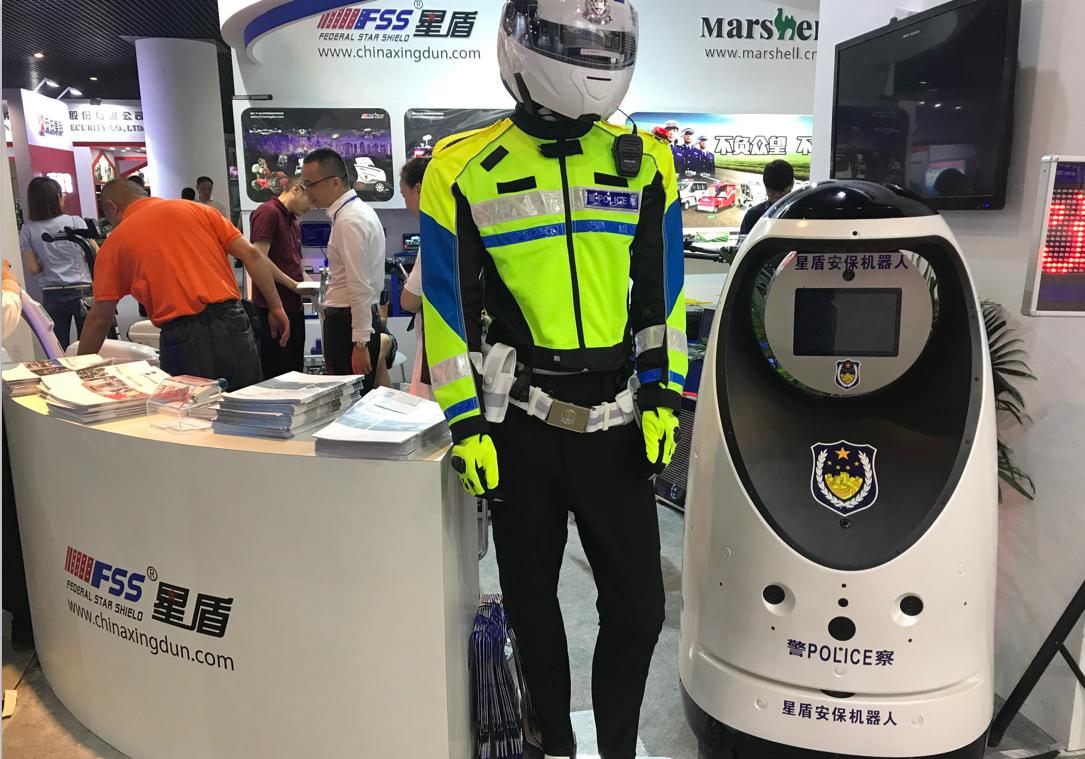 众星齐聚珠海航展,警博会新式装备
