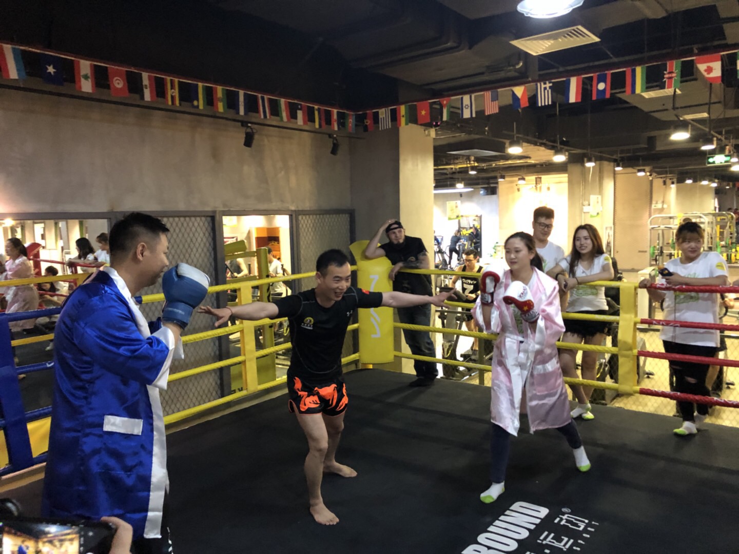 听说参加这个活动的都瘦了，特别是腰！