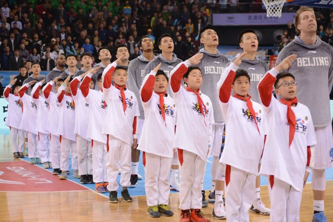 北京首钢篮球队小雏鹰,小雏鹰鸟巢