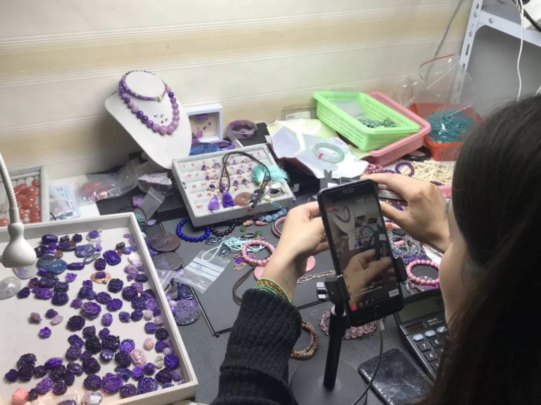 半年赚了八套房,创业赚了3套房