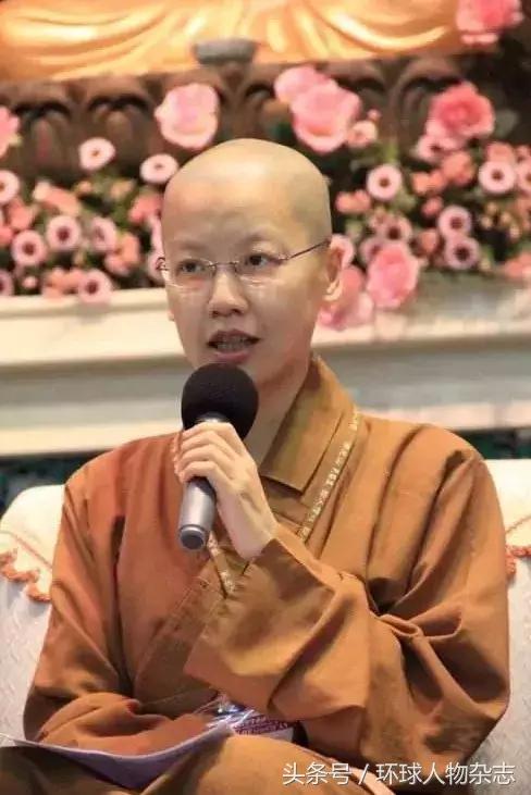 从全班垫底到星云大师首席英文女翻译，她是如何炼成的