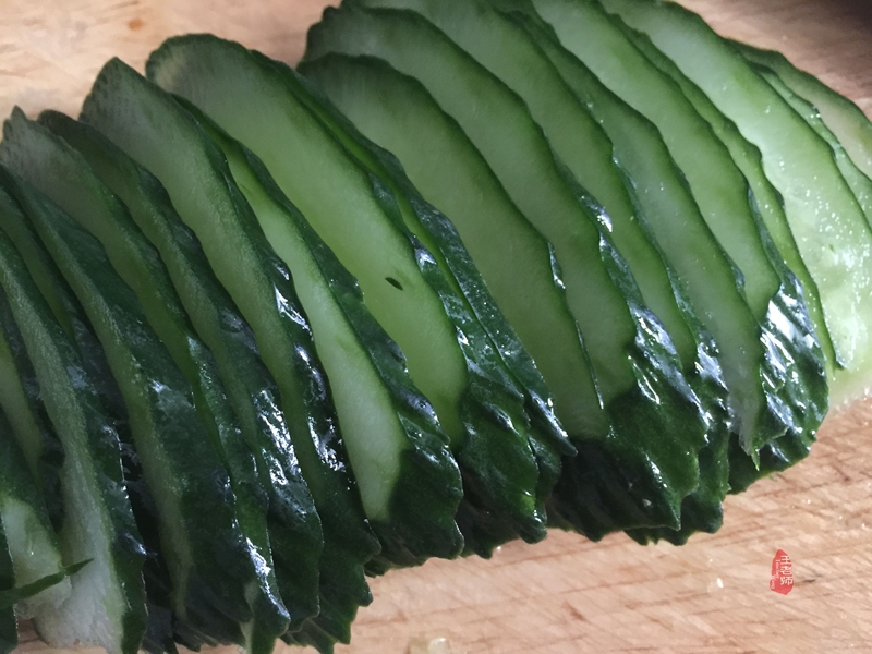 自制豌豆凉粉制作方法全过程,干豌豆凉粉的制作方法和配方