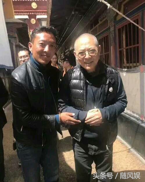 56岁的李连杰近照疯传苍老如80岁,55岁李连杰变化太大