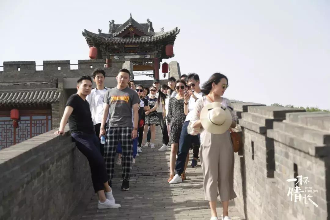 宕囧畞鍙ゅ牎澶滄櫙,宕囧畞鍙ゅ牎