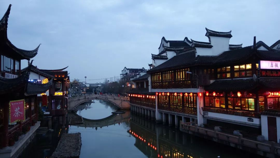 上海旅游必去建筑,时光之旅上海马戏城