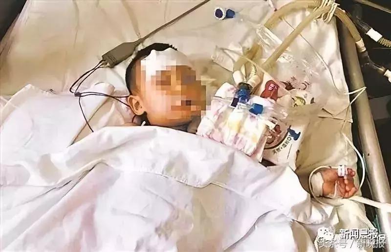 小孩偷喝了一口酒怎么办,一岁多宝宝偷喝了一口奶茶