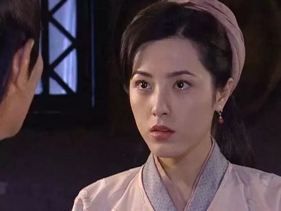 王祖贤聂小倩爱情故事,聊斋王祖贤的女人