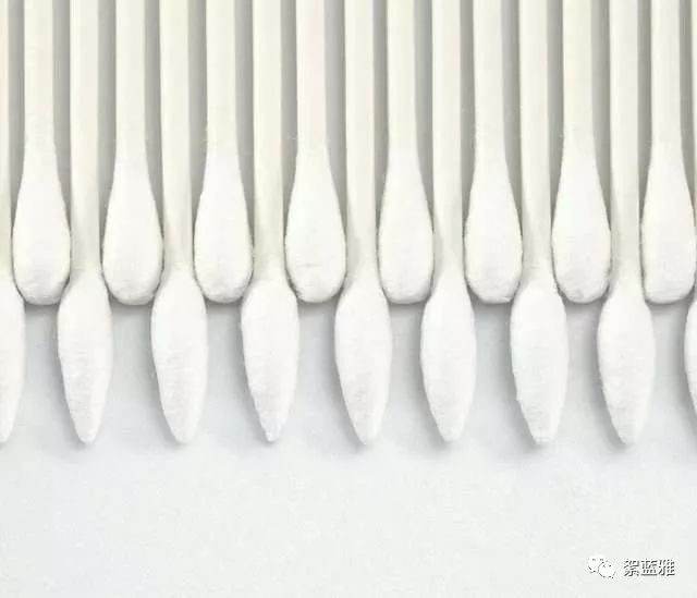 妆容容易出油怎么办,脸出油容易化妆怎么办