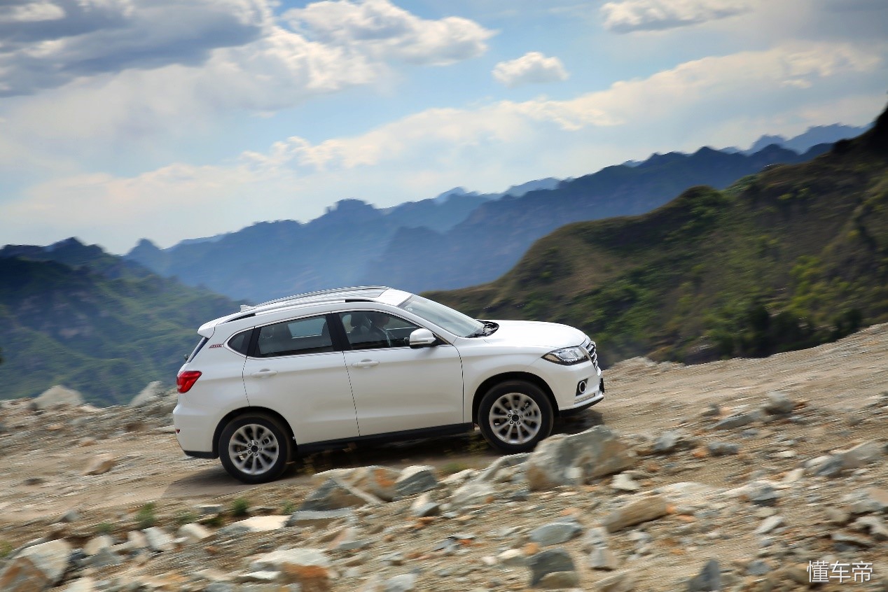 国产哈弗h2紧凑型suv安全测试,国产小型suv销冠车型哈弗h2