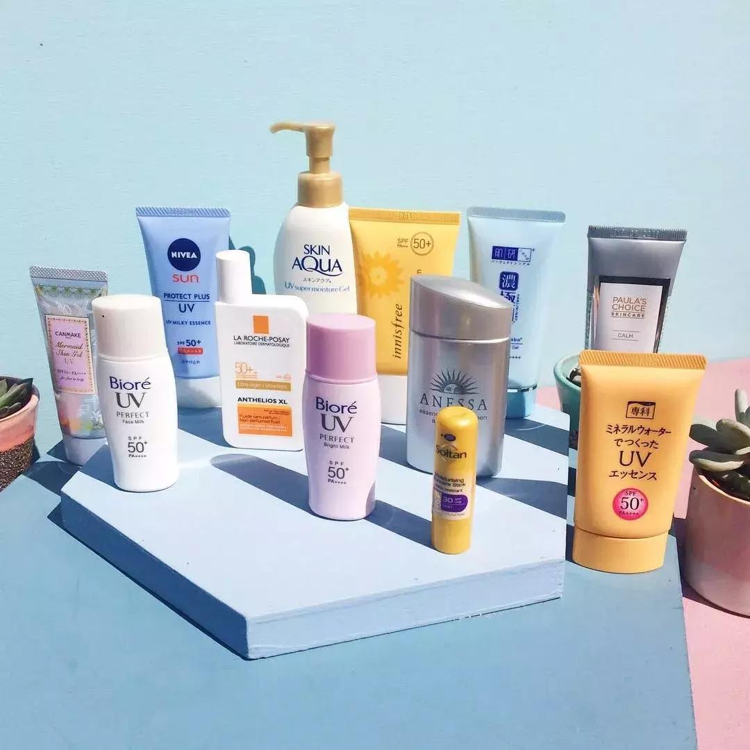 化妆品没必要买很多,怎么分清化妆浮粉还是卡粉