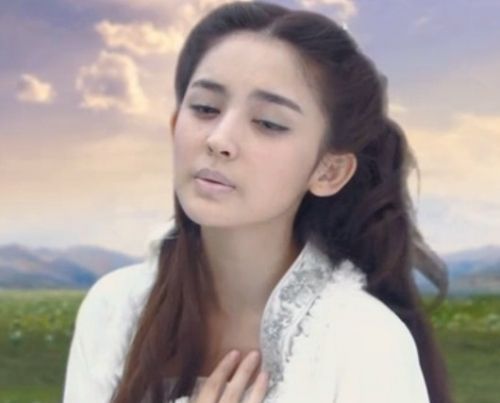 古力娜扎美少女战士一键变脸,江疏影和古力娜扎变脸