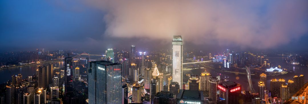 重庆夜景真的比香港好看吗,重庆夜景为什么比香港还繁华