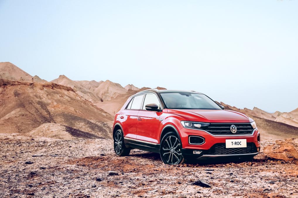 c罗和梅西的迷弟,c罗和梅西的汽车对比