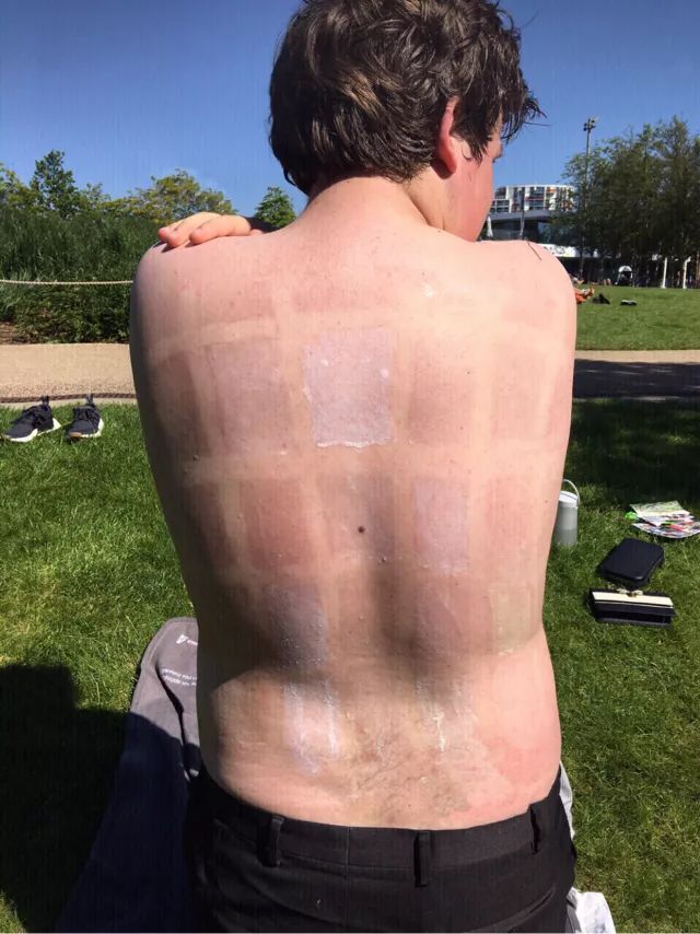 小哥暴晒3小时测防晒霜,小哥测试15款防晒霜