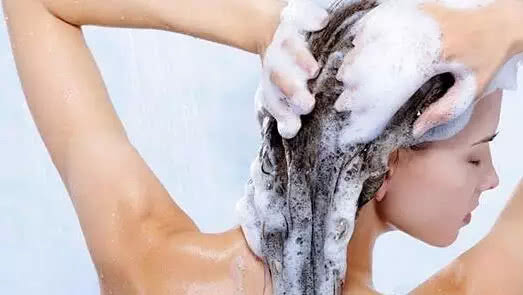 不想让生育受影响需要做哪些检查,不要让孕妇一个人洗澡